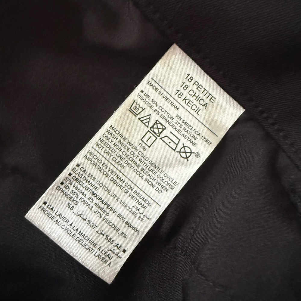 Old Navy High-Rise Black Split Hem Pixie Pants - image 6